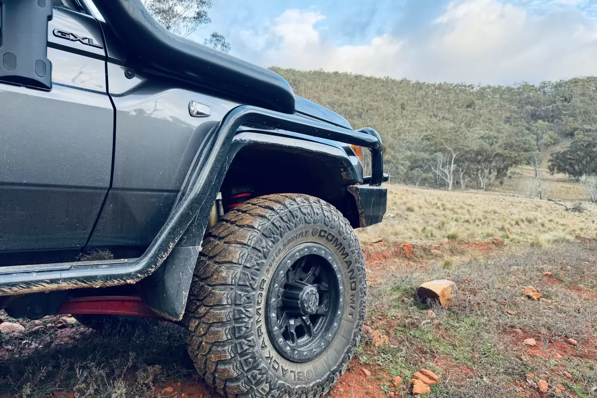 COMMAND M/T ON TRACK